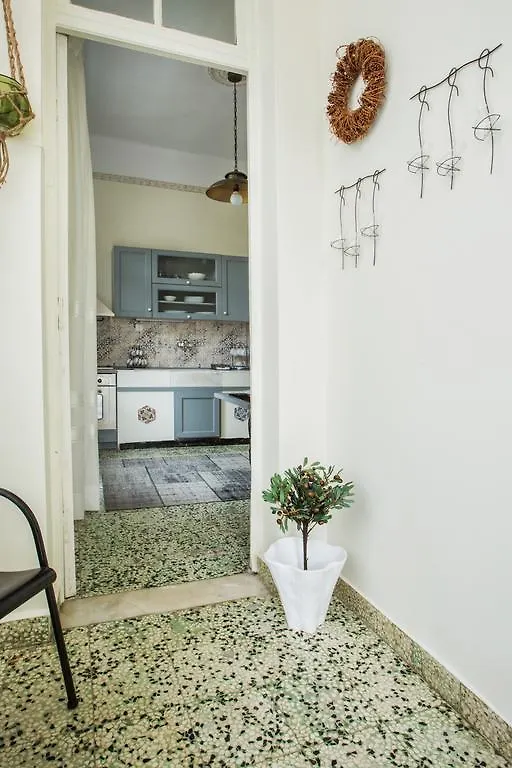 Classic Villas Ouziel Thessaloniki 0*,  Greece